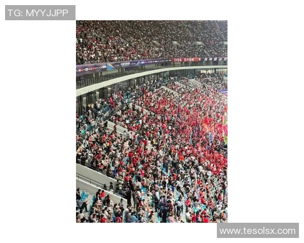 球迷热议焦点事件全景盘点揭示赛场内外最受关注的话题 球迷热议焦点事件全景盘点揭示赛场内外最受关注的话题